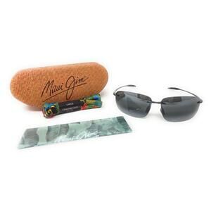 Maui Jim Breakwall Polarized Sunglasses  MJ422-02, Black Frame/ Grey  Lens NEW